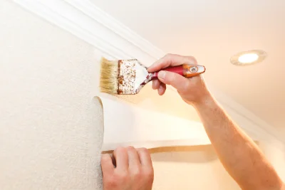 Pose de papier peint à Holling — revêtements muraux et toiles de verre
